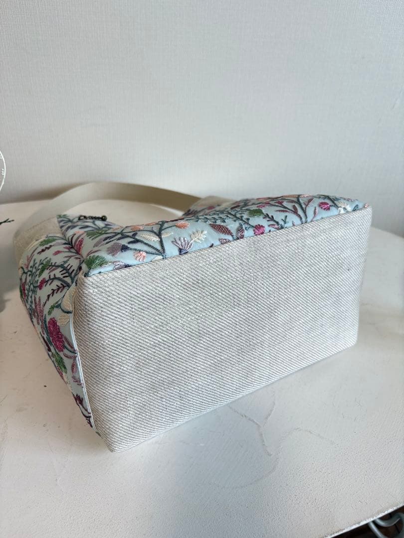 ワンショルダーバック　リネン✖️刺繍