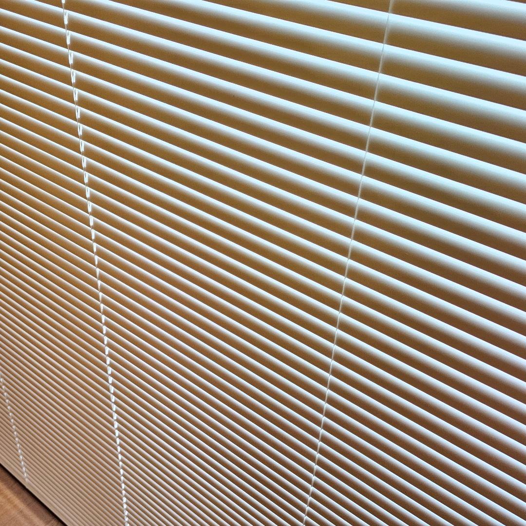 【匿名配送】ニトリ 白 アルミニウム ブラインド BL-25 ワンポールタイプ