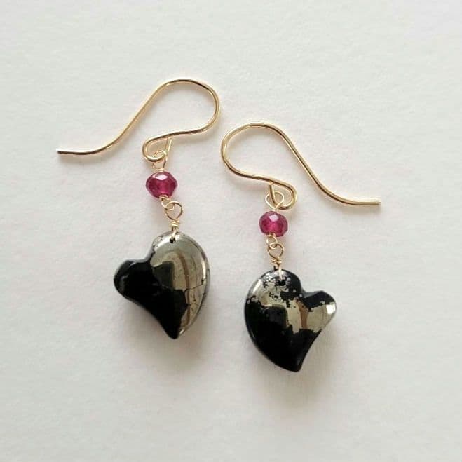 のんたん様 アパッチゴールド ルビー プチハートピアス