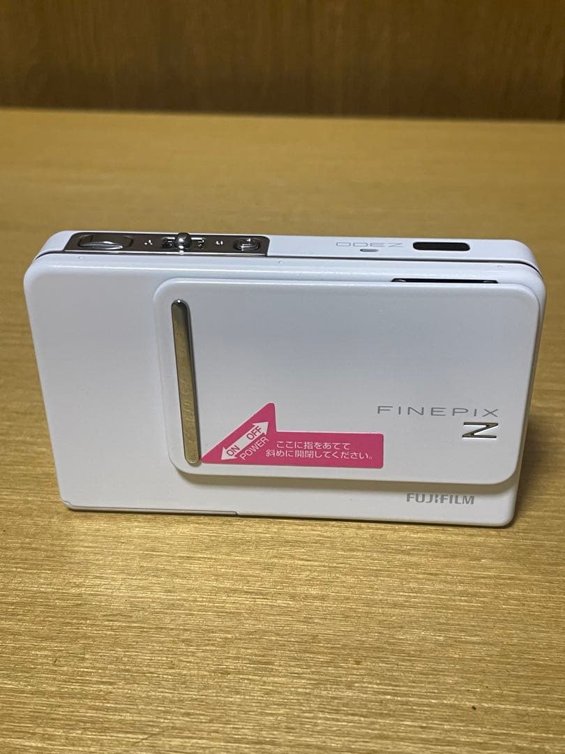 富士フィルム FinePix Z300 充電器付き デジタルカメラ