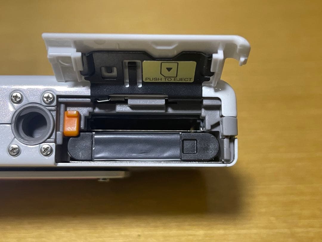 富士フィルム FinePix Z300 充電器付き デジタルカメラ