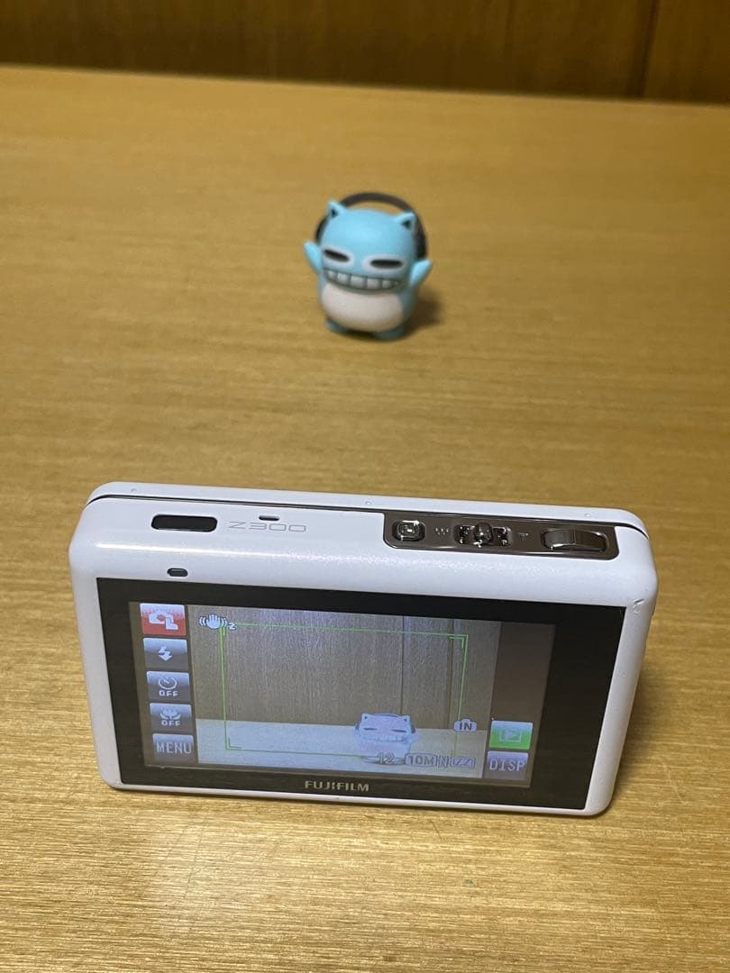 富士フィルム FinePix Z300 充電器付き デジタルカメラ