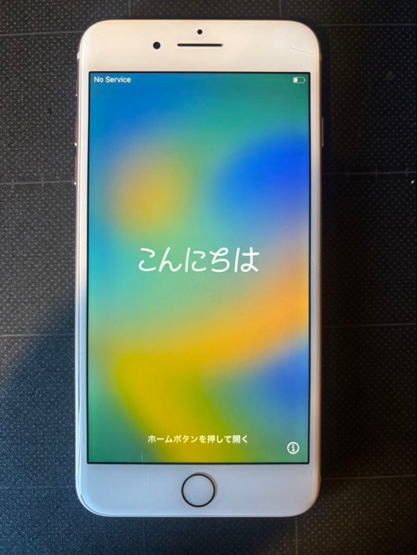 iPhone 8Plus ピンクゴルード256 GB au
