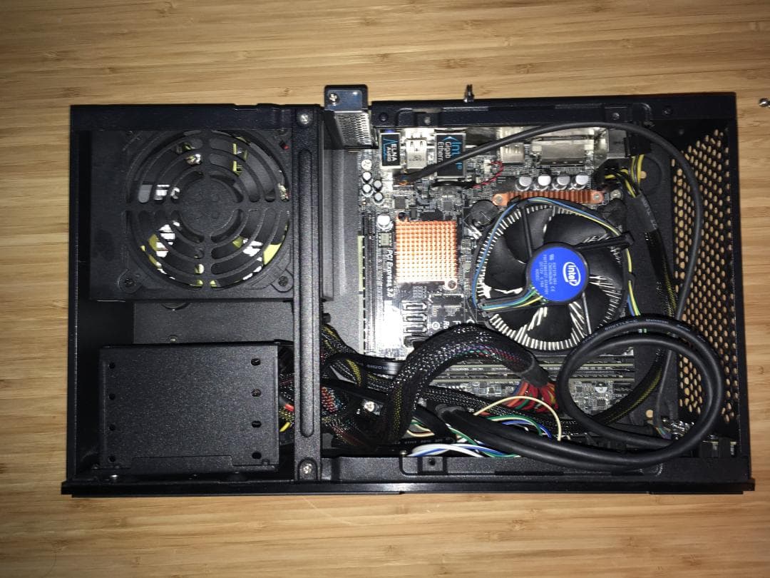 Mini-ITX 自作PC ストレージなし・OSなし