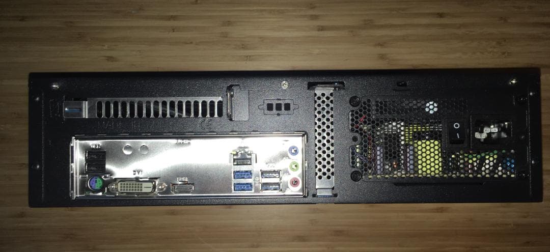 Mini-ITX 自作PC ストレージなし・OSなし
