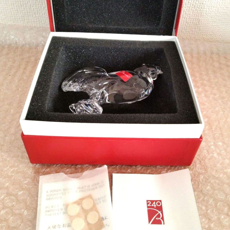 【新品】バカラ　鶏　ニワトリ 鳥　酉年 干支の置物 箱付き 動物オブジェ