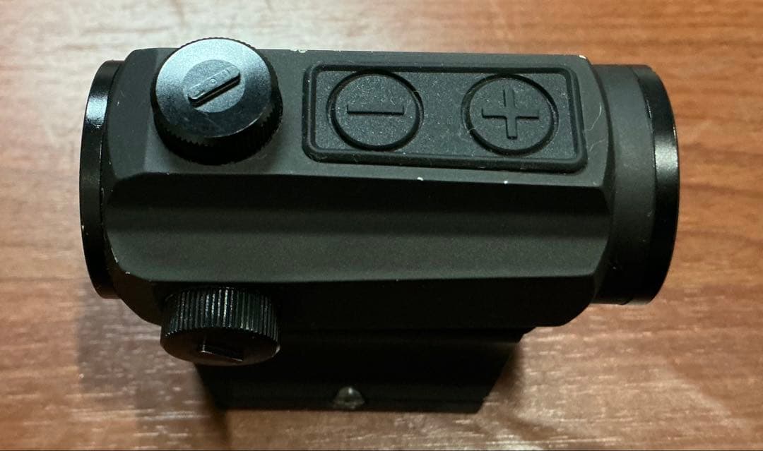 実物　HOLOSUN HS403A ドットサイト