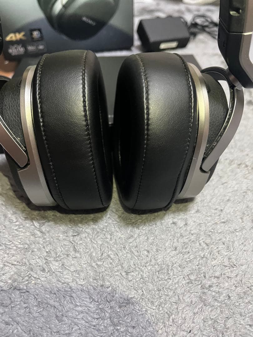 【極美品】SONY MDR-HW700DS ★イヤーパッドダメージ無し★ 除菌済