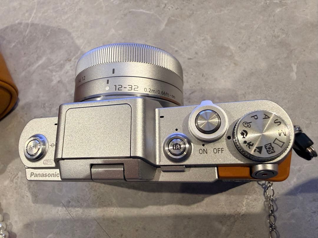 LUMIX DMClGF7 ミラーレス一眼 ブラウン
