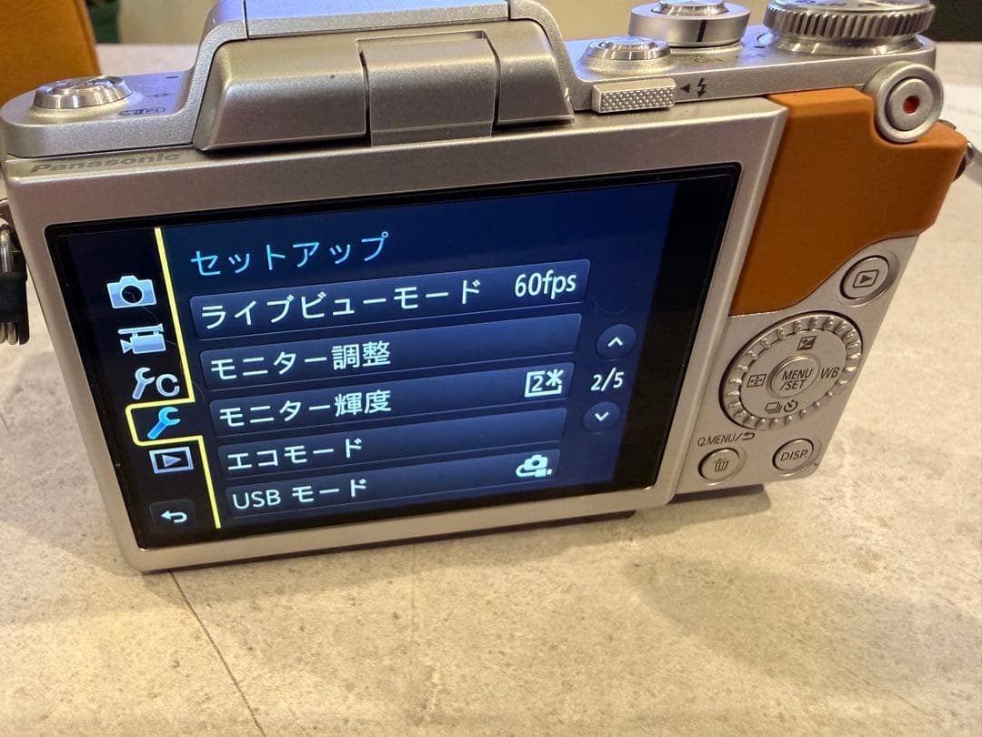 LUMIX DMClGF7 ミラーレス一眼 ブラウン