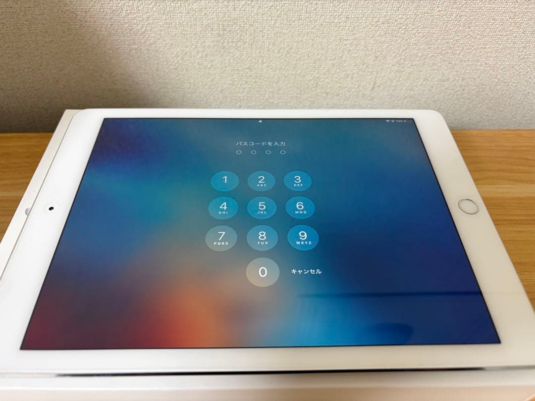 iPad Air2 シルバー 32GB Wi-Fiモデル 本体 箱 カバー付き
