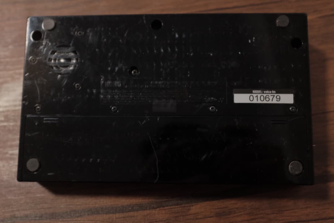 KORG VOLCA FM （V1） 値下げ