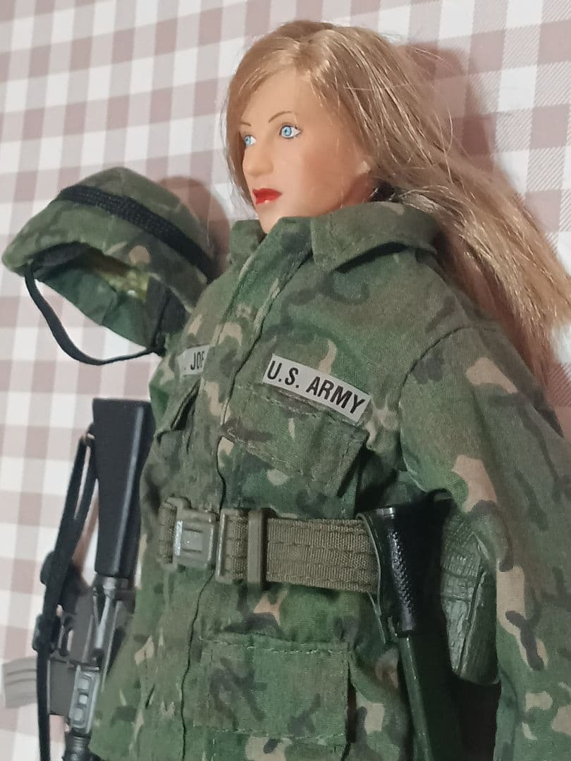 1/6 ミリタリー レディースミッション フィギュア 素体＋装備セット①