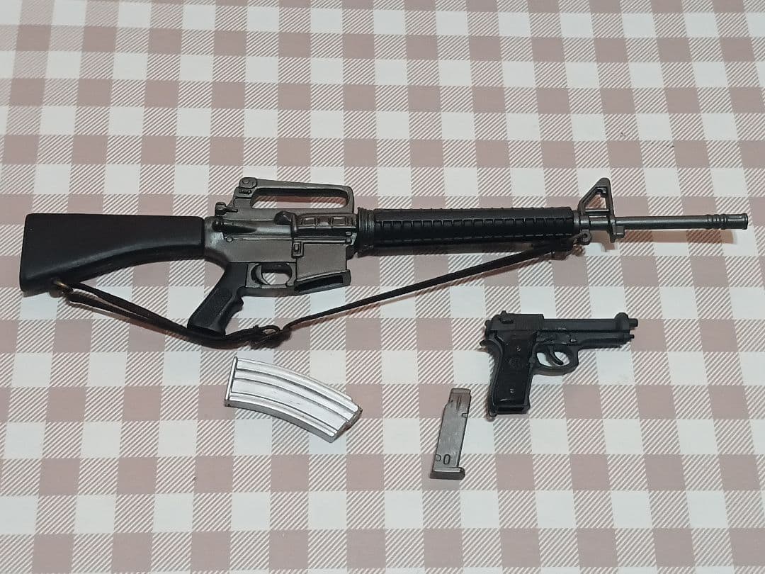 1/6 ミリタリー レディースミッション フィギュア 素体＋装備セット①