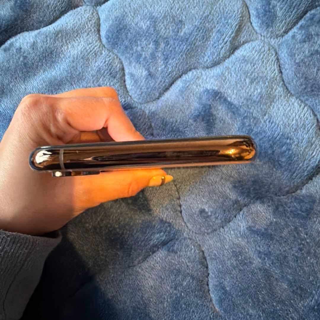 Quan Apple iPhone Xs 256GB 緊急値下げ！