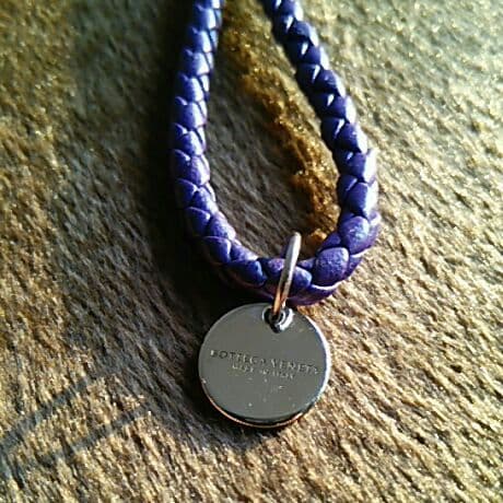 ボッテガヴェネタ レザーストラップ パープル