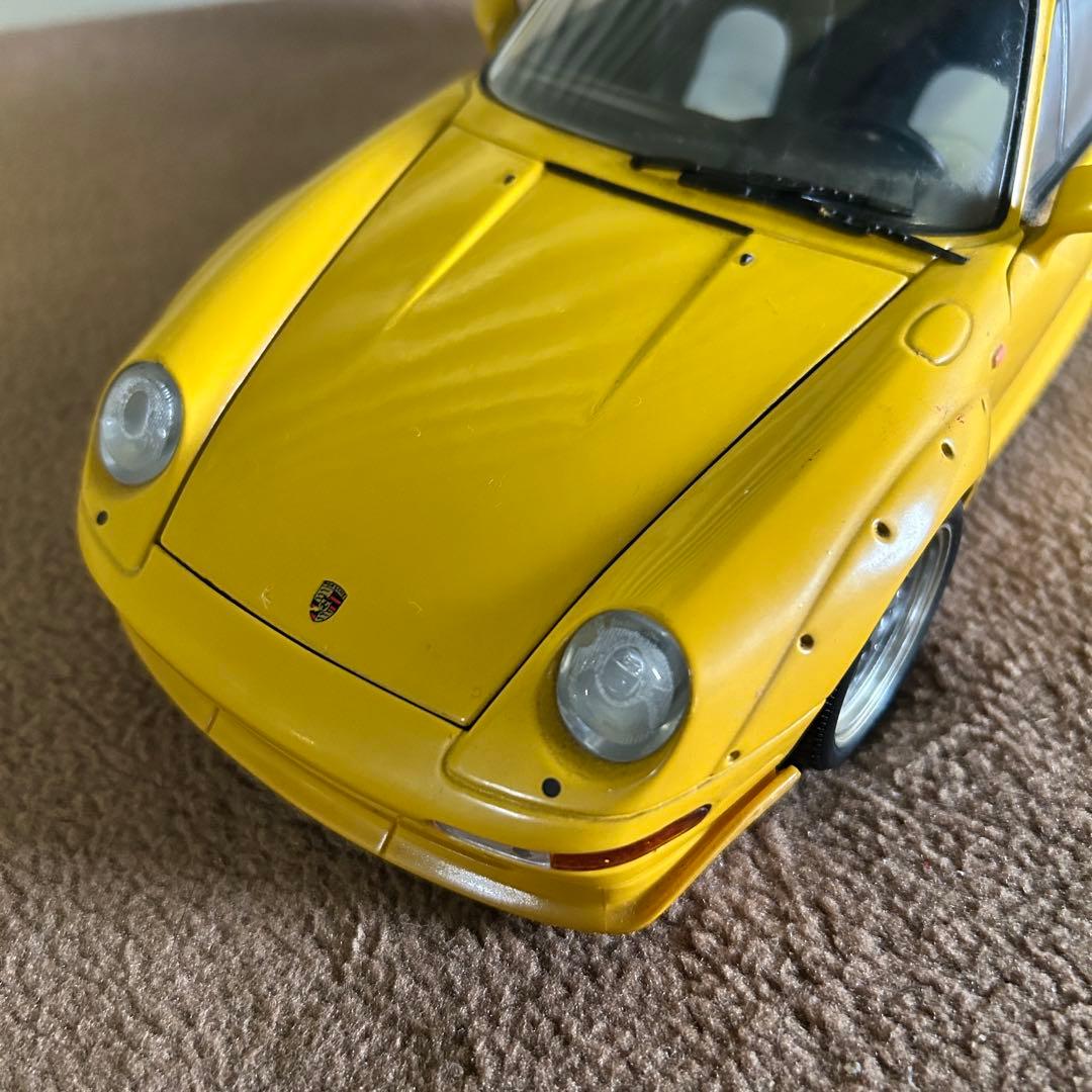 DB11★ミニカー★ 1/18 スケール ポルシェ911 GT2 ストリート