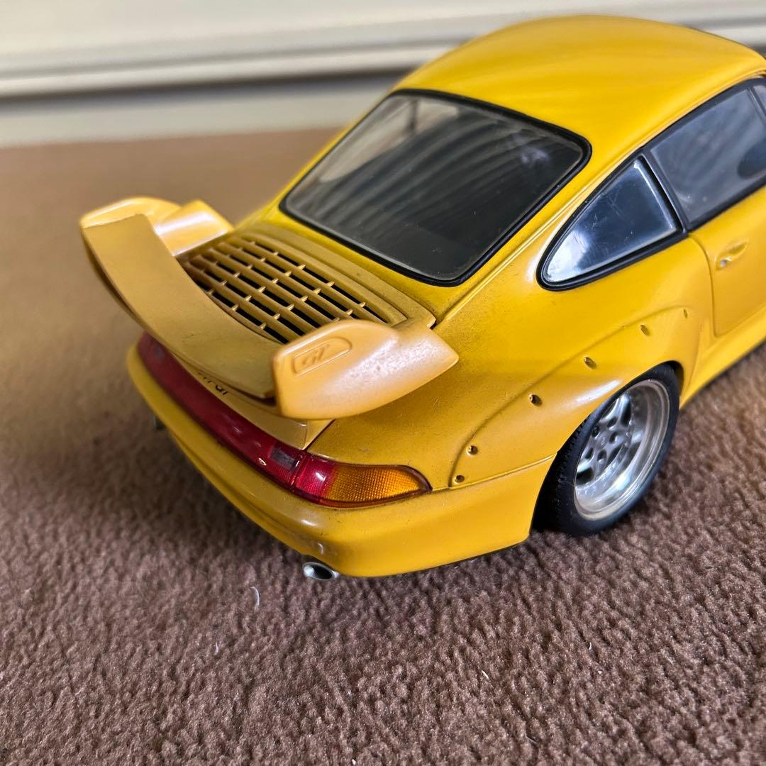 DB11★ミニカー★ 1/18 スケール ポルシェ911 GT2 ストリート