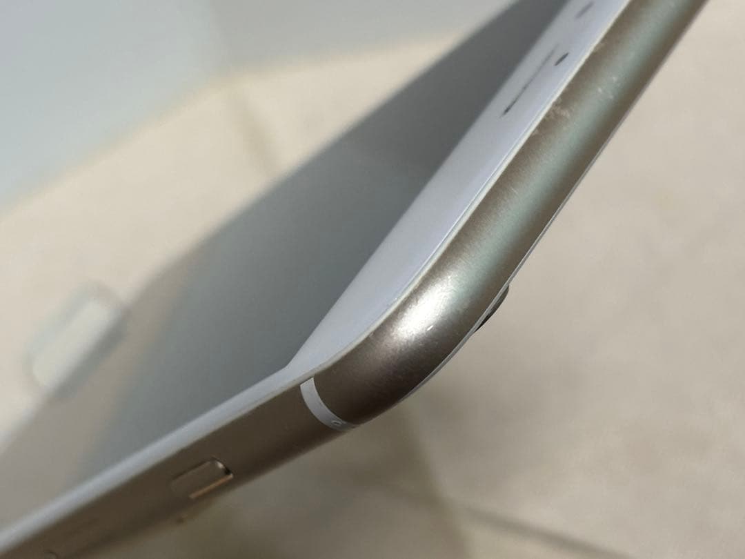 （訳あり）iPhone6splus 128GB SIMフリー バッテリー新品