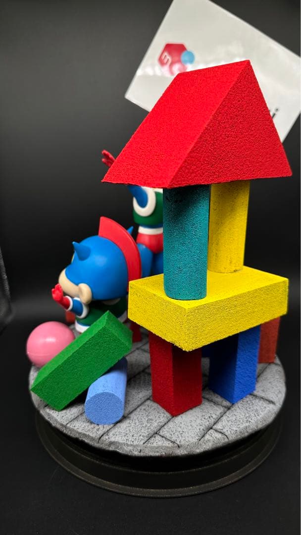 クレヨンしんちゃん　アクション仮面　フィギュア　ジオラマ台座　メルカリ