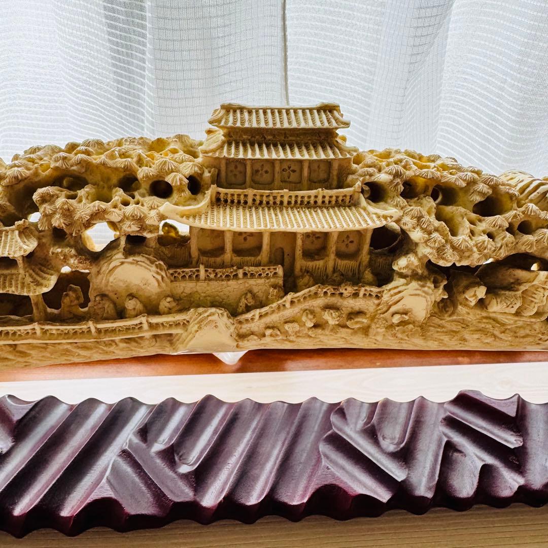 象牙風細工 置物 彫刻 骨董品 台付き コレクション アンティーク