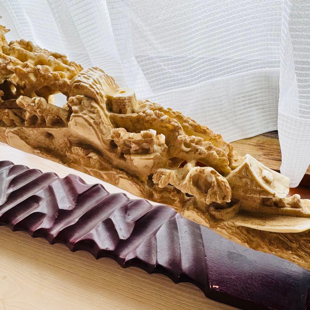 象牙風細工 置物 彫刻 骨董品 台付き コレクション アンティーク