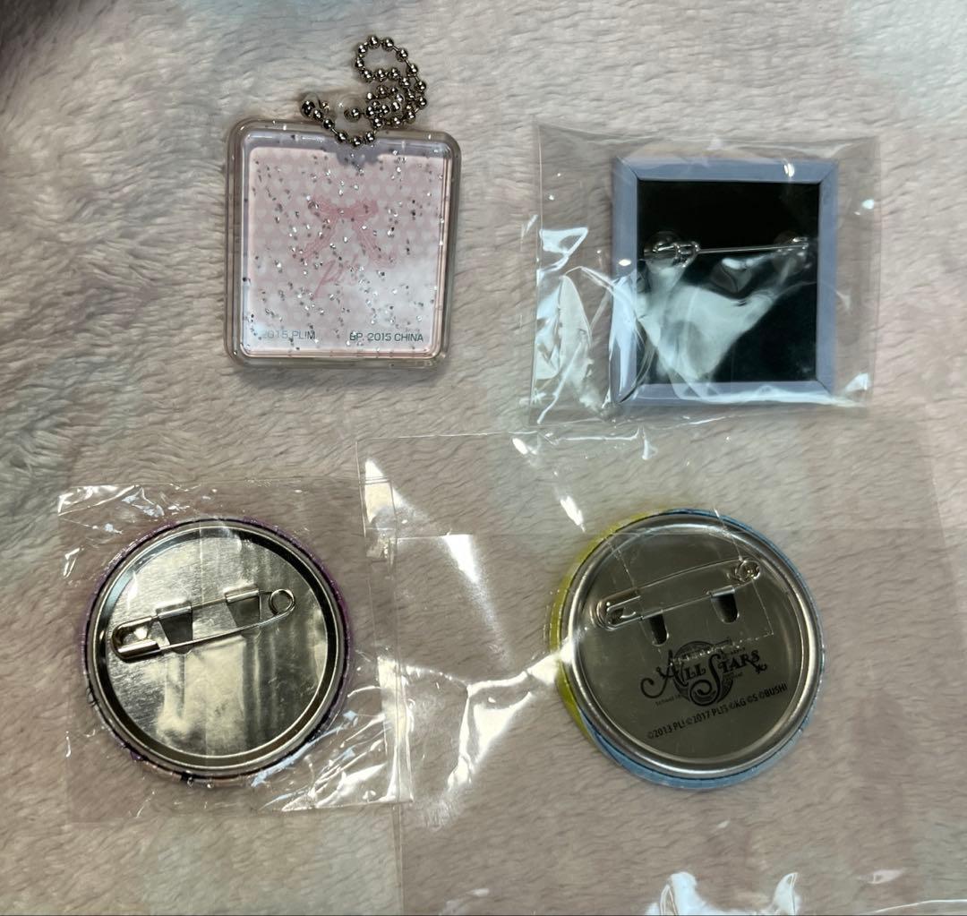 ラブライブ！μ’s 缶バッジ キーホルダー 4点まとめ売り 花陽 海未 凛 希