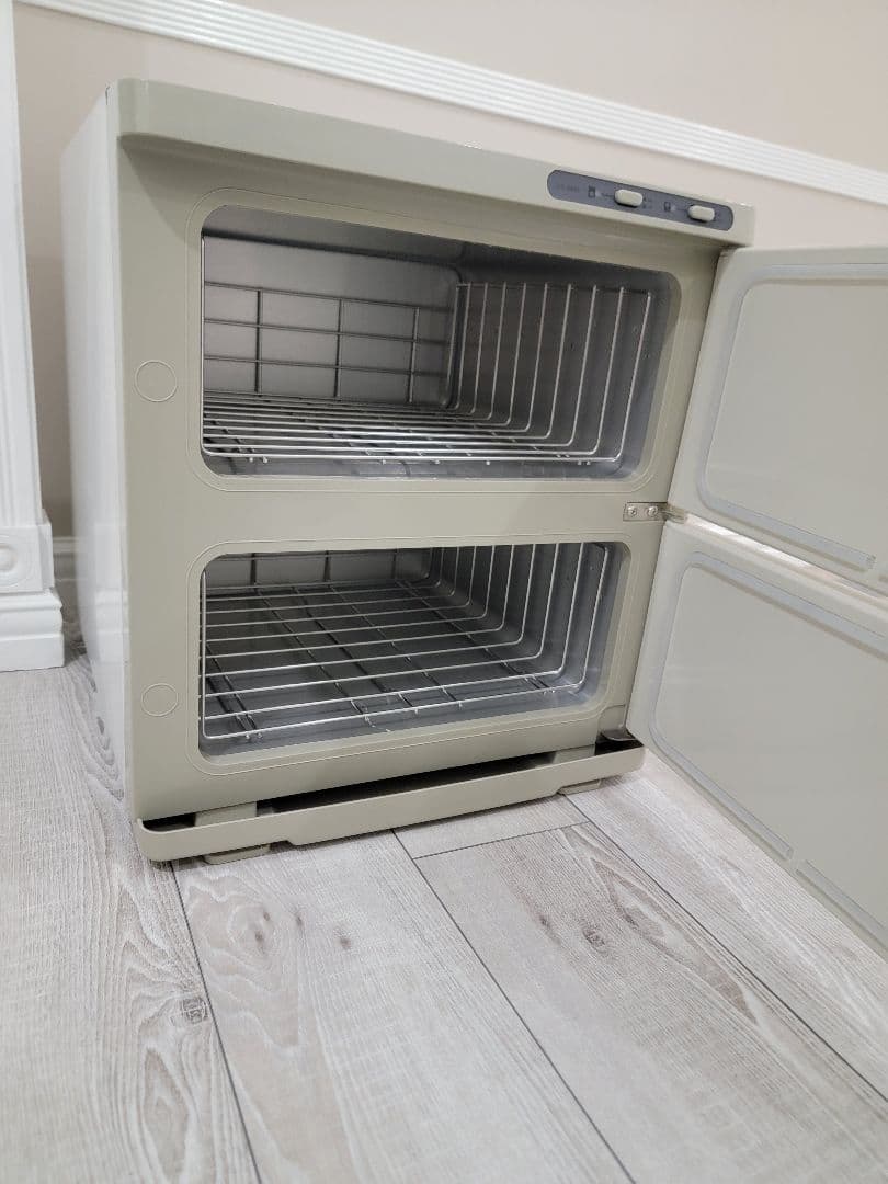 【ほぼ新品】タオルウォーマー 2段 ホワイト※直接取引