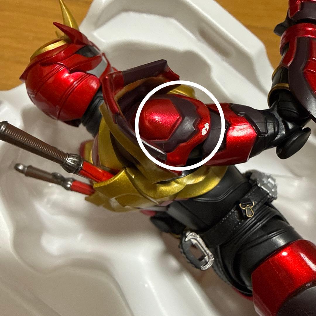 S.H.Figuarts 真骨彫製法　仮面ライダー響鬼　紅　装甲響鬼　セット売り