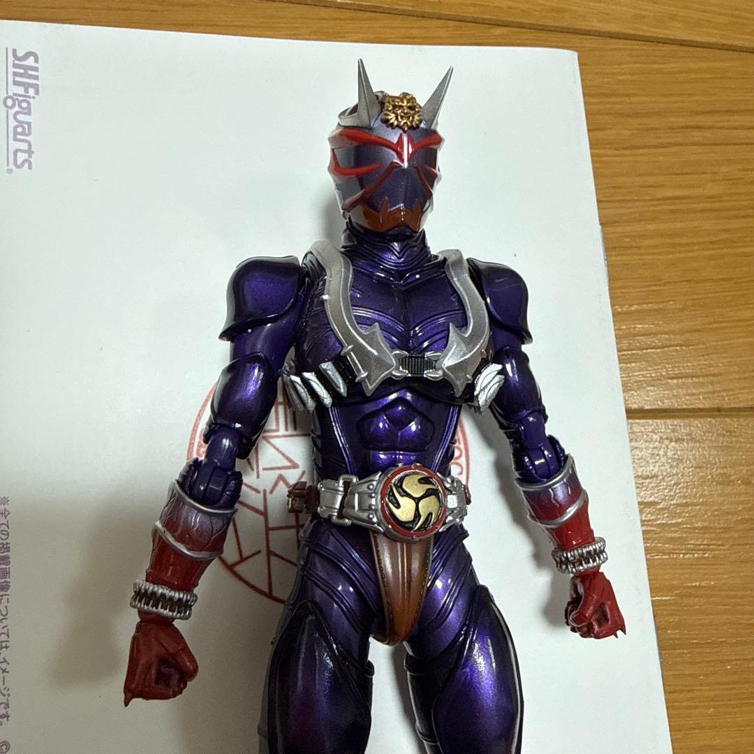 S.H.Figuarts 真骨彫製法　仮面ライダー響鬼　紅　装甲響鬼　セット売り