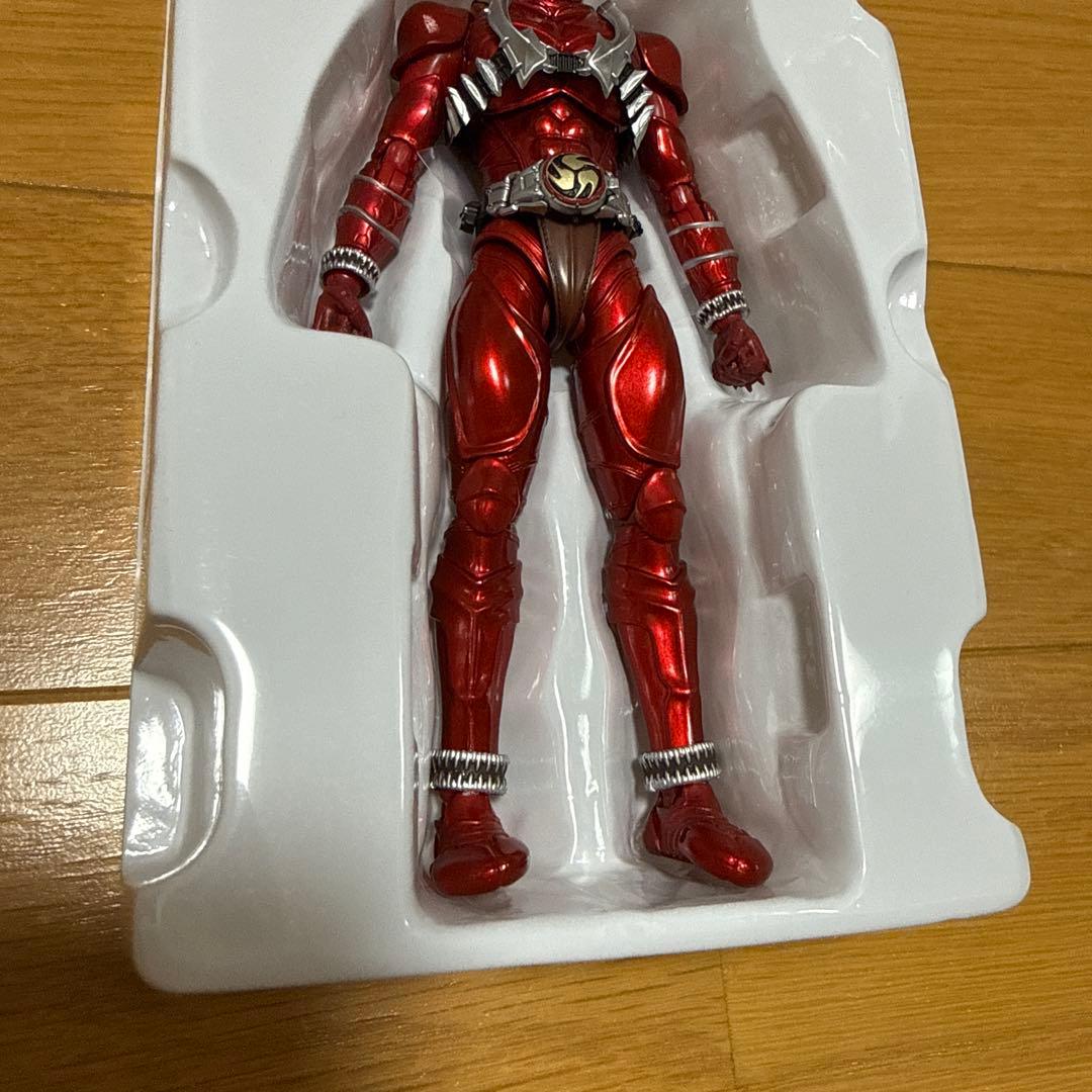 S.H.Figuarts 真骨彫製法　仮面ライダー響鬼　紅　装甲響鬼　セット売り