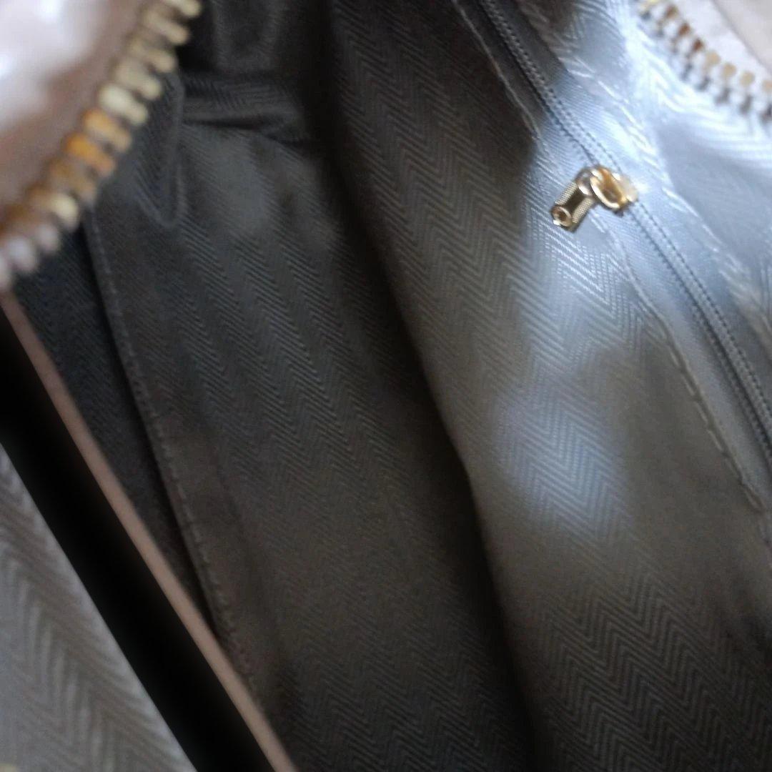 miu miu バッグ 　ミュウミュウ