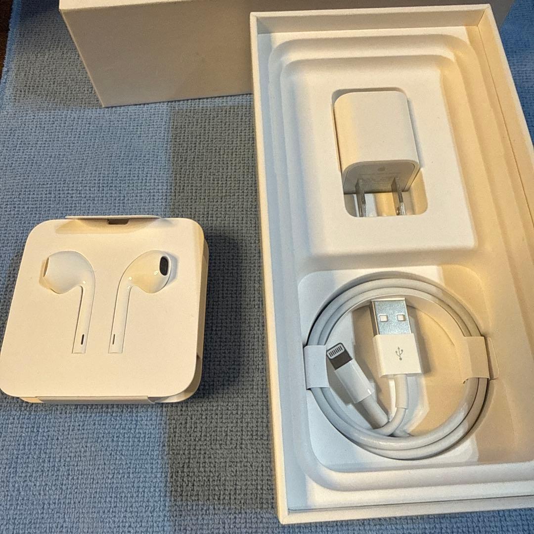 iPhone Ⅹ 64GB シルバー SIMフリー 82%