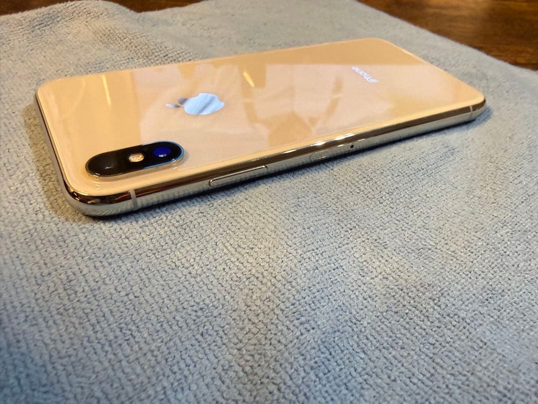 iPhone Ⅹ 64GB シルバー SIMフリー 82%