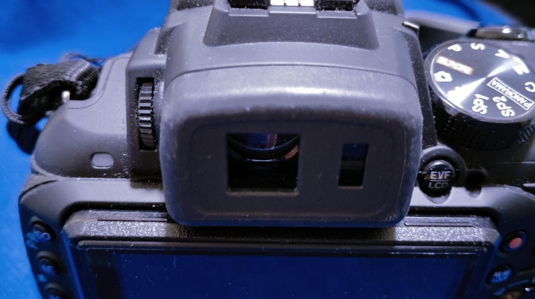 デジタルカメラ FUJIFILM FINEPIX HS30EXR