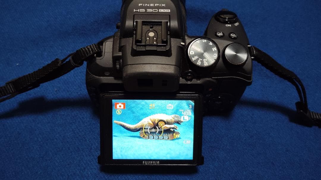 デジタルカメラ FUJIFILM FINEPIX HS30EXR