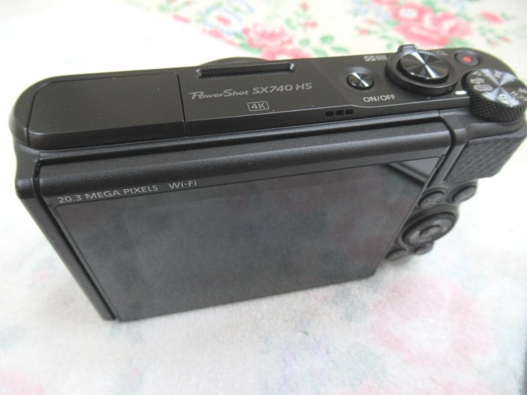 新品未使用　キャノン　PowerShot SX740 HS　デジカメ　ブラック