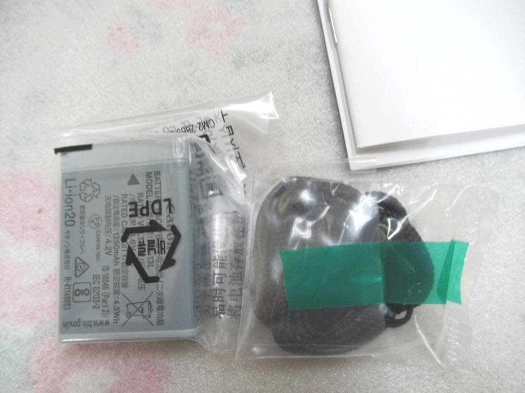 新品未使用　キャノン　PowerShot SX740 HS　デジカメ　ブラック