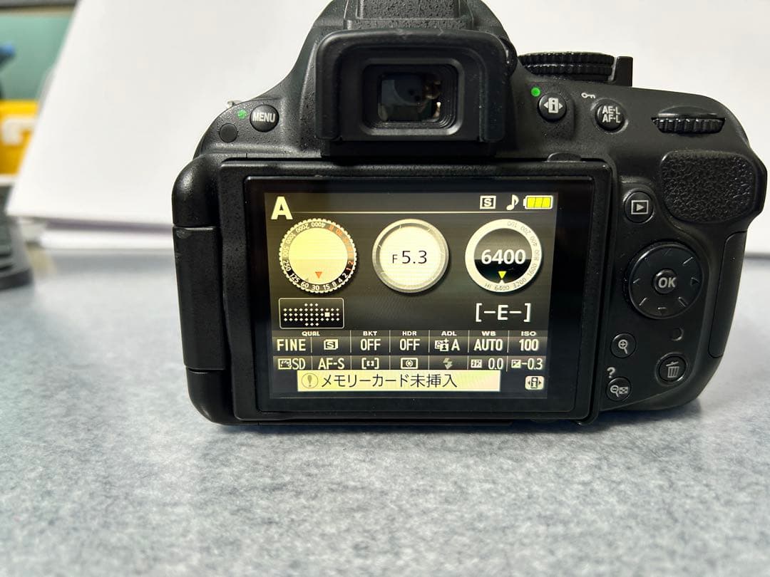 Nikon D5200 デジタル一眼レフカメラ 中古 レンズ付き