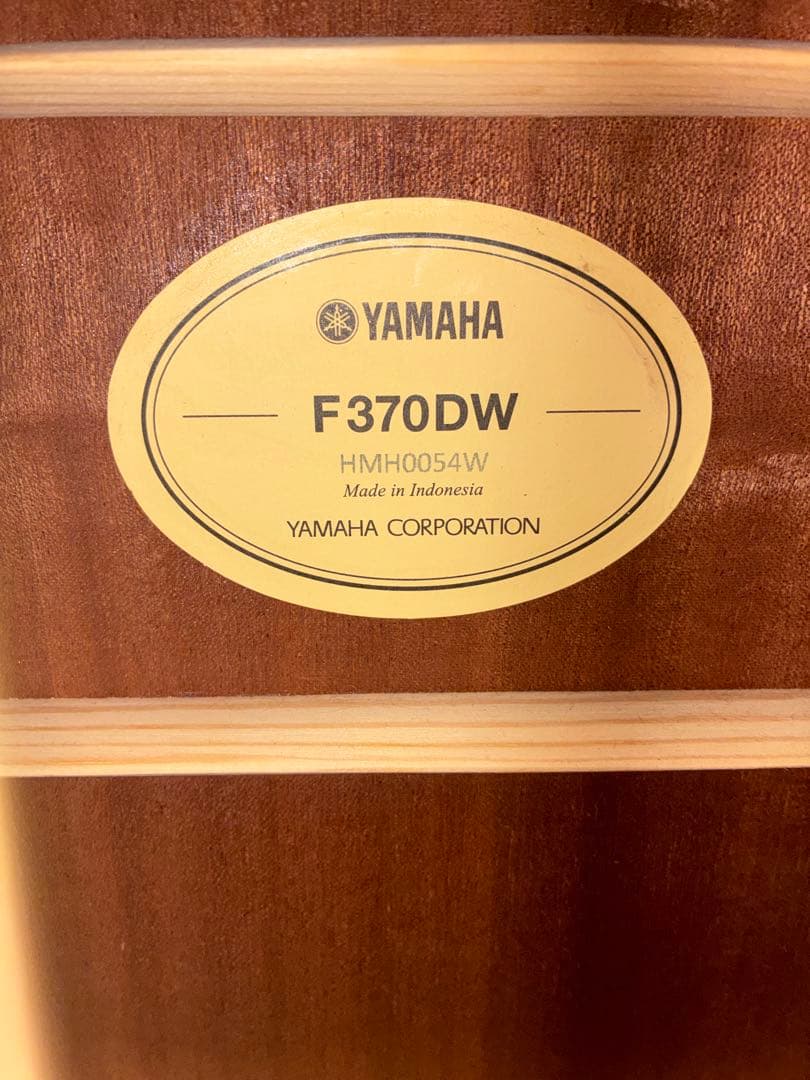 YAMAHA F370DW アコースティックギター　アコギ　ソフトケース付き