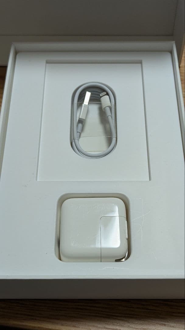 iPad mini4 16GB WiFi+Cellular ゴールド