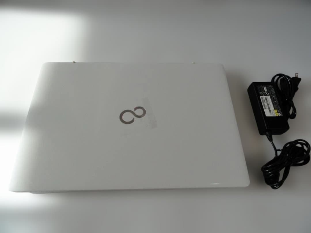 さ*催様 綺麗な 富士通Lifebook AH50/D2 Corei7- 770