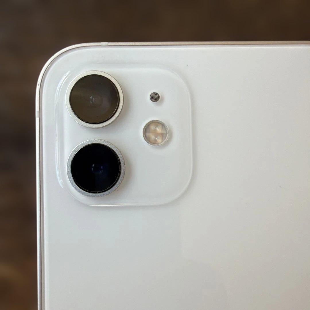 iPhone 12 ホワイト 64GB SIMフリー 画面割れ大