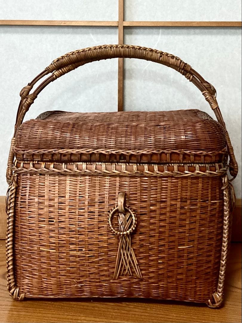 【竹細工 裁縫籠】蓋付バスケット｜昭和手仕事｜天神町ギャラリー購入｜飴色の艶