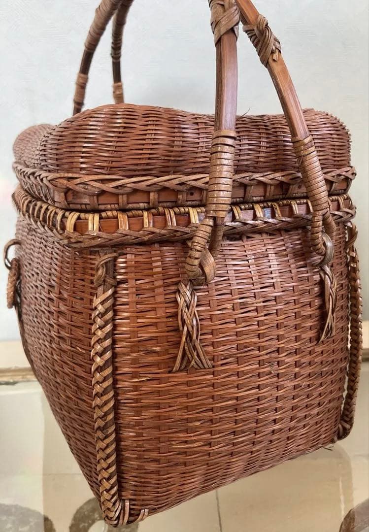 【竹細工 裁縫籠】蓋付バスケット｜昭和手仕事｜天神町ギャラリー購入｜飴色の艶