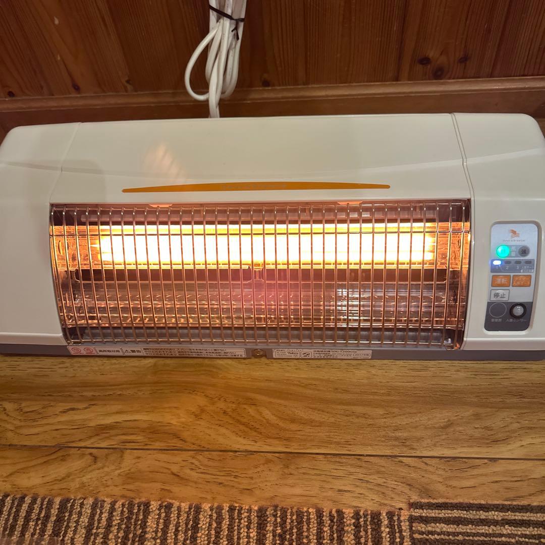 美品 高須産業 SDG-1200GSM 壁掛け涼風暖房機 リモコン付き