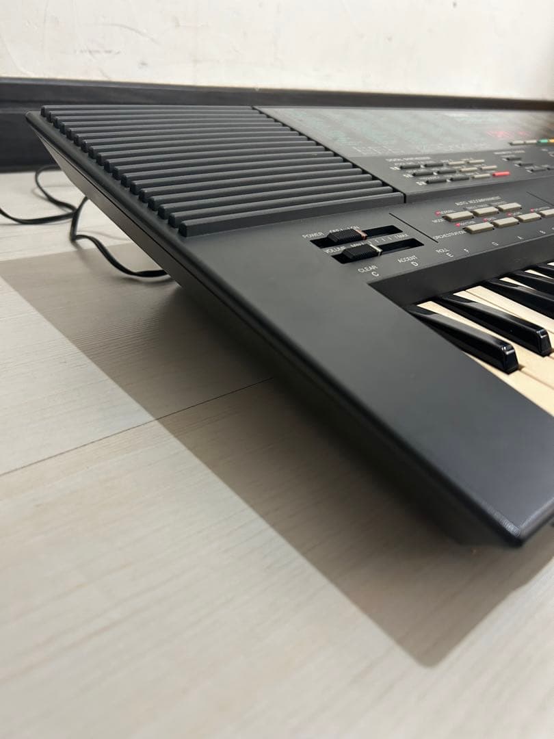 鍵盤楽器 YAMAHA PSS-480 Portasound