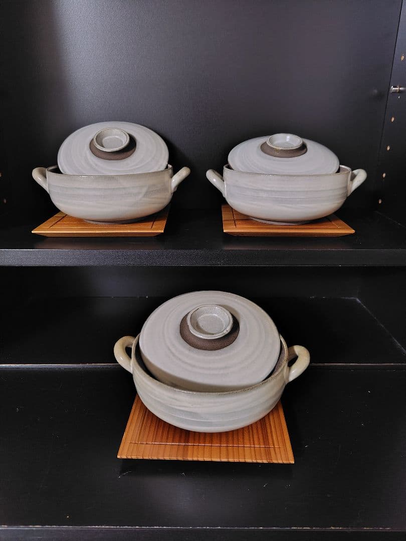 【新品未使用】萩焼グラタン・スープ・蓋持ち手付き平型・木製敷板付き　3個セット