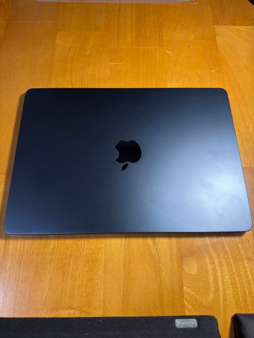 Apple M2 MacBook air 8GB 256GB ミッドナイト