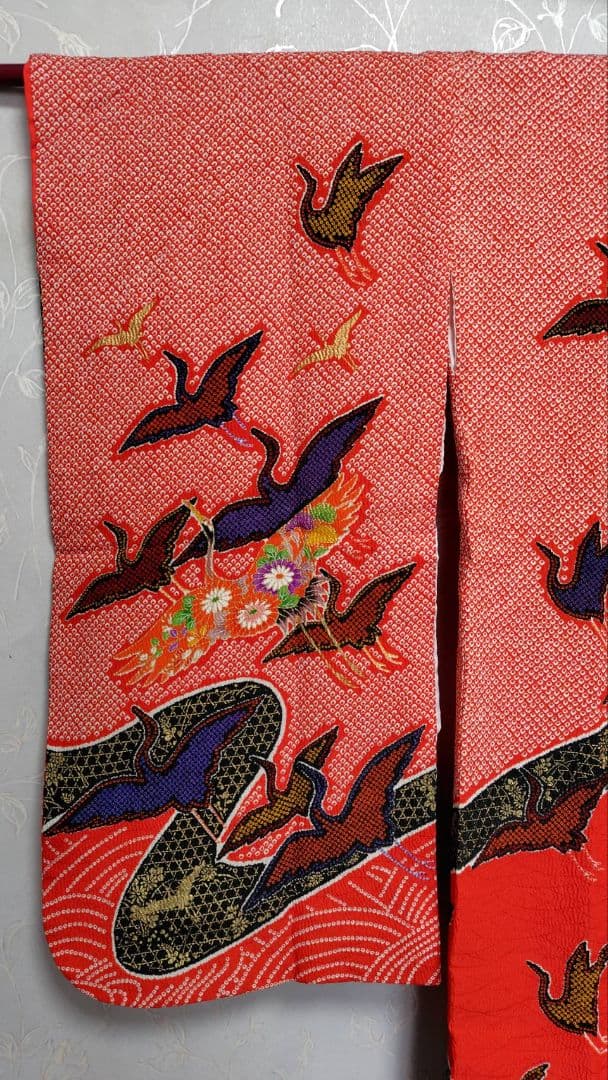 RK562子供着物四つ身7歳前後用着丈129センチ裄丈56センチ非常に綺麗美品